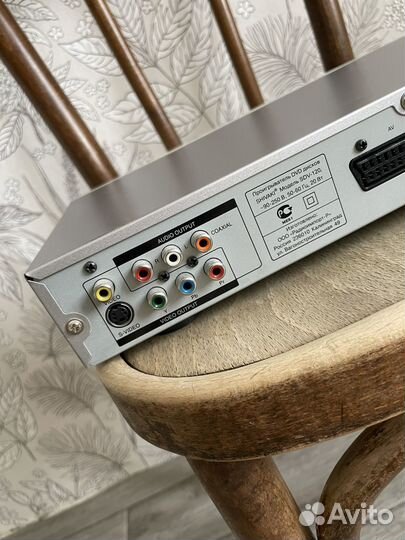 DVD плеер shivaki