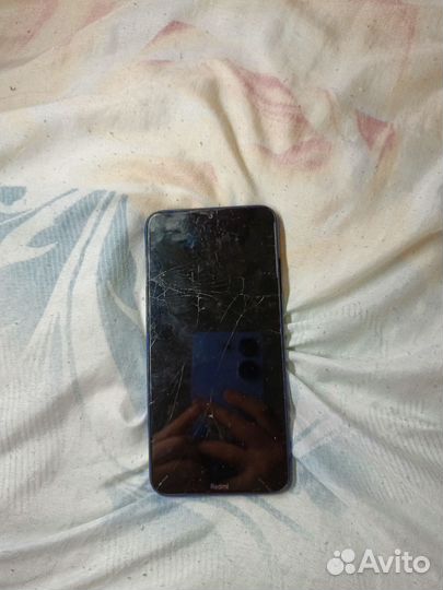 Xiaomi Redmi 8, 3/32 ГБ