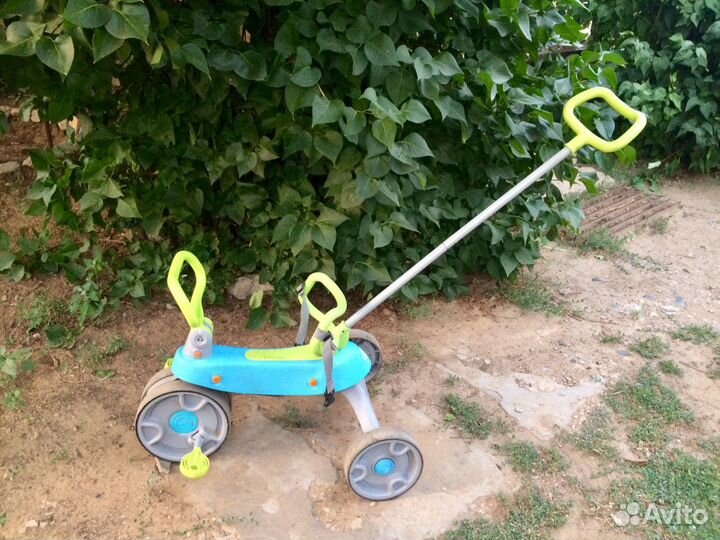 Трехколёсный велосипед