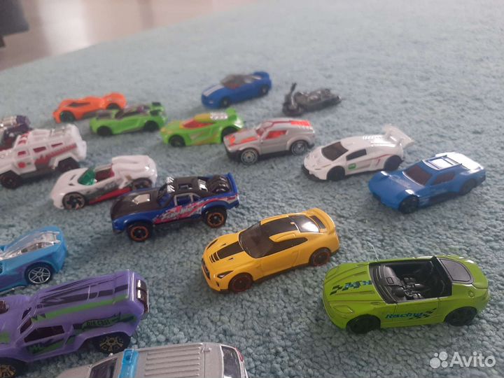 Машинки модельки