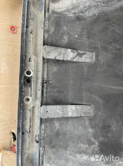Капот на g class w-463