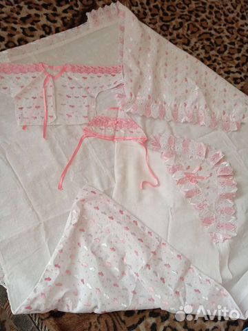 Комплект на выписку для девочки