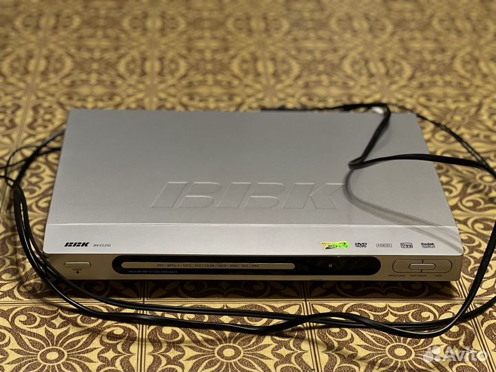 DVD-магнитофон BBK DV312SI