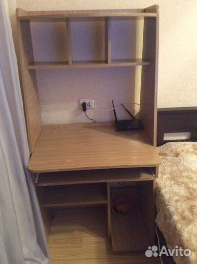 Компьютерный стол