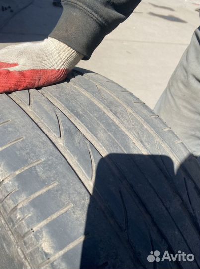 Bridgestone Dueler A/T 285/65 R17