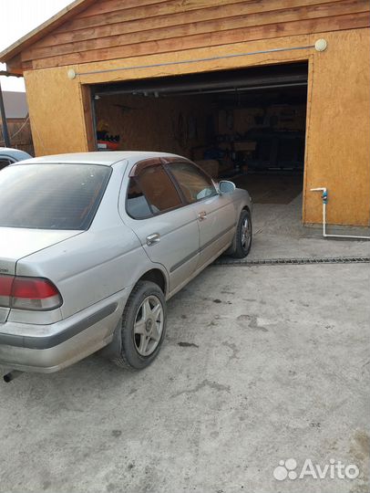 Nissan Sunny 1.5 AT, 2001, 250 000 км