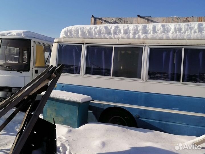 Автобус nissan сивилиан