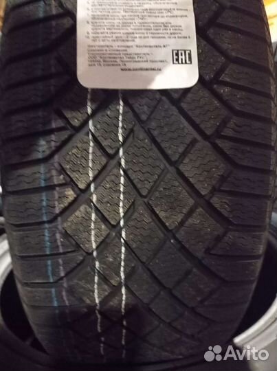 Continental ContiVikingContact 7 245/45 R19 102T