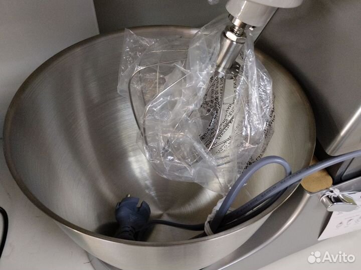 Кухонная машина Kenwood KVC3100S