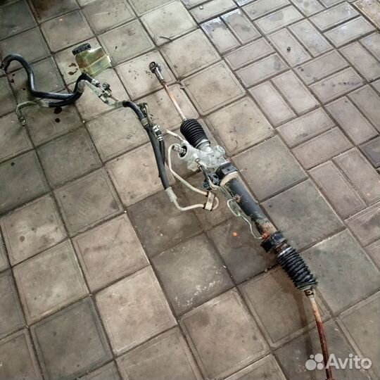 Рулевая рейка тойота марино Церес Королла 100 куз