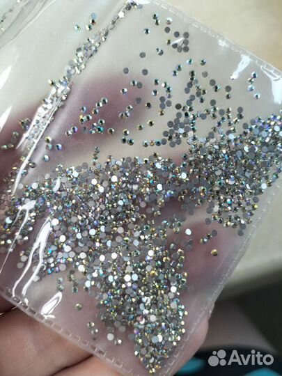 Стразы Сваровски