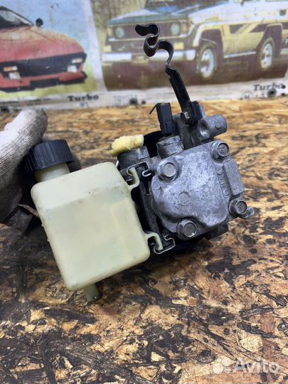 Насос Гур Мазда 6 GG