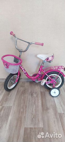Детский велосипед с родительской ручкой