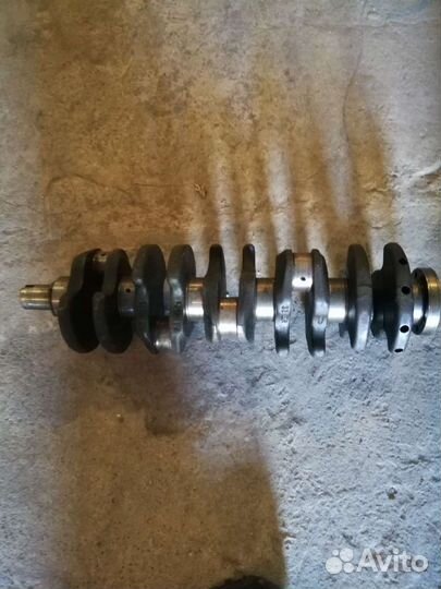 Коленвал ауди 100 2,5тди дв. аат