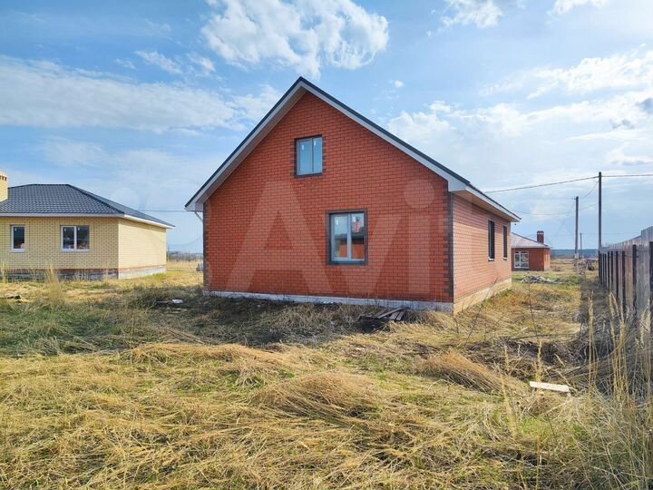 Коттедж 160 м² на участке 7 сот.