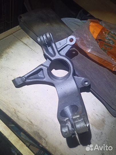 Поворотный кулак renault megane 2