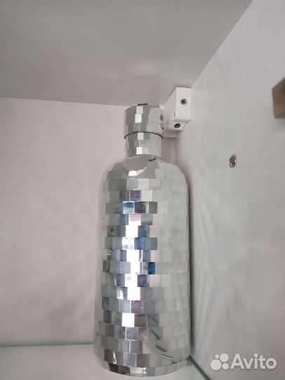 Зеркальная бутылка контейнер. Подвешивается