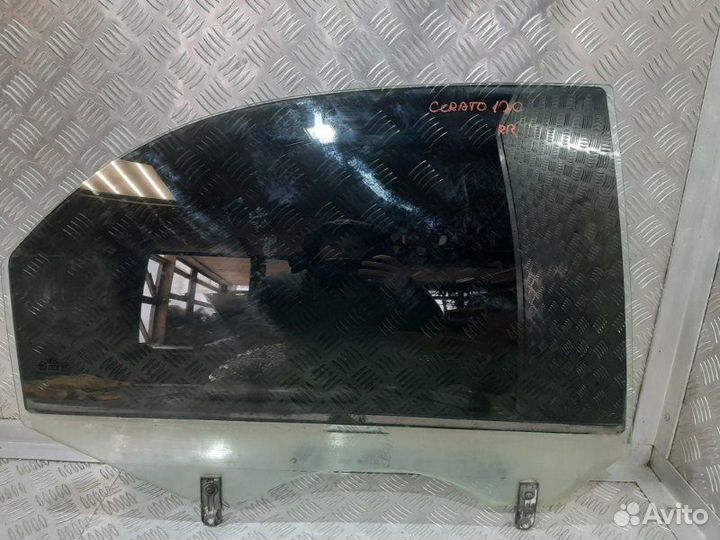 Стекло двери заднее правое Kia Cerato LD G4GC 2006