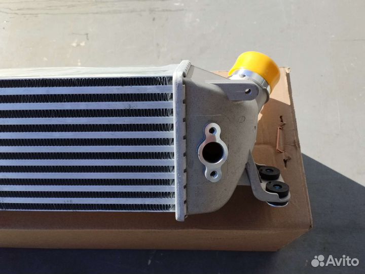 Интеркулер Hyundai Grand Starex H1