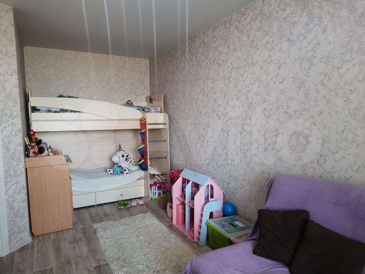 1-к. квартира, 42 м², 1/5 эт.