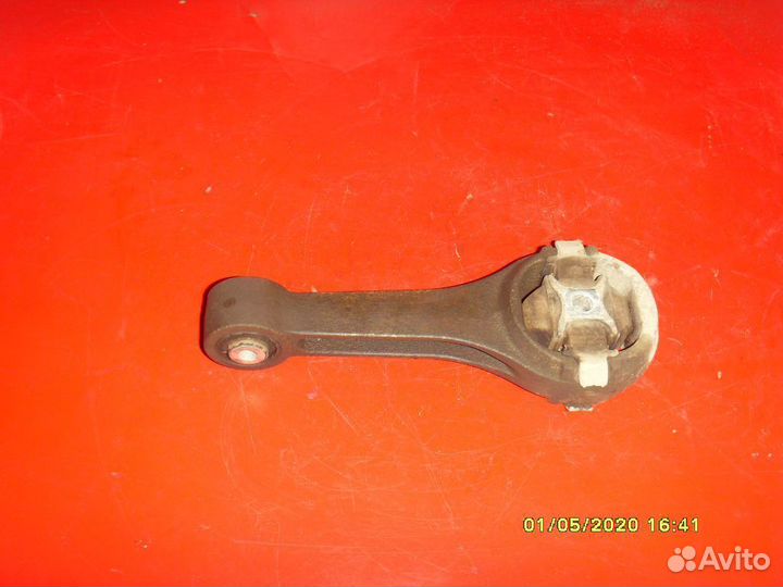 Опора двигателя задняя 6RF199851 Volkswagen Polo