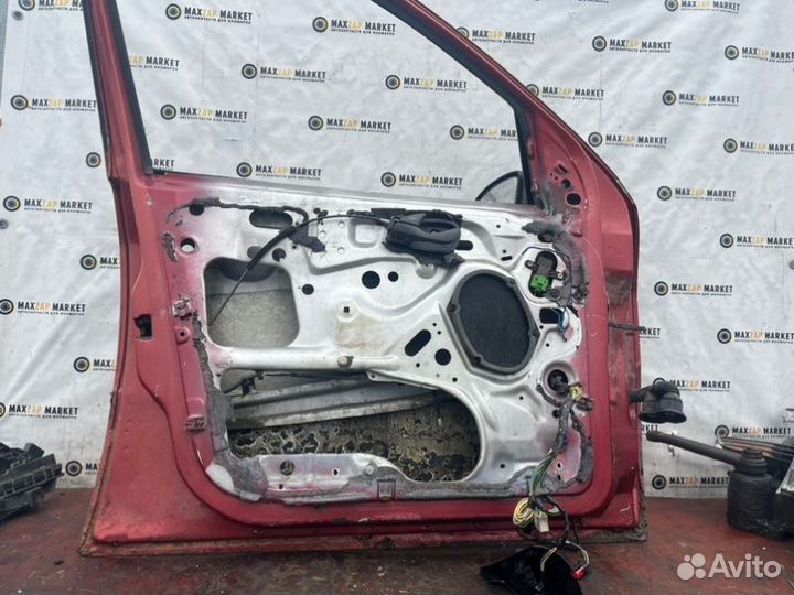 Дверь передняя левая Ford Focus 1 2002