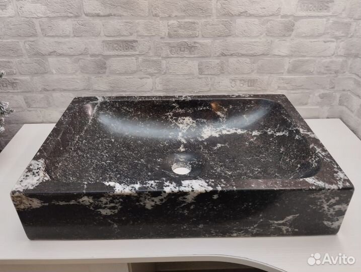 Раковина из натурального камня