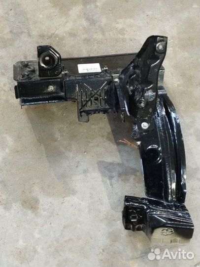 Лонжерон передний левый Mercedes Benz A180 W176