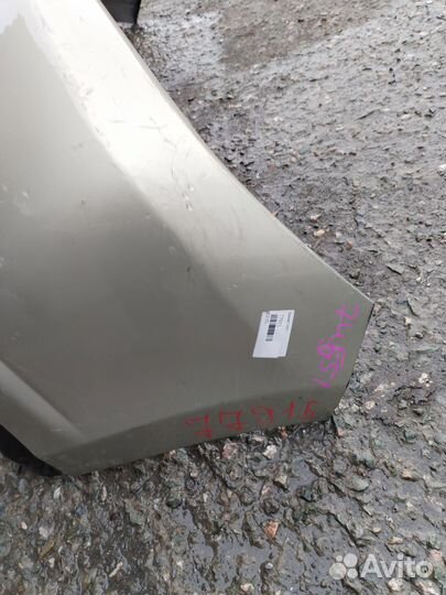 Бампер на Nissan tiida