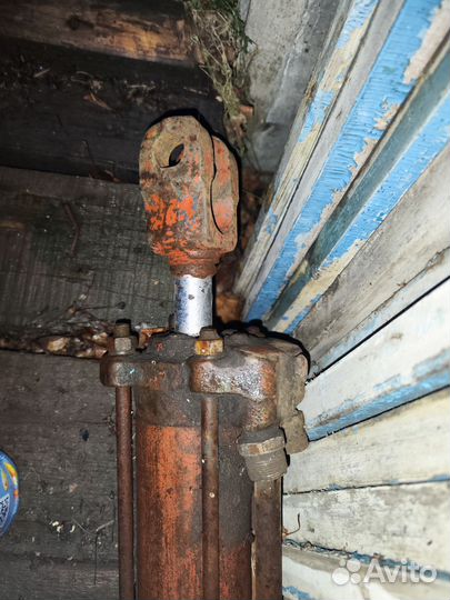 Гидроцилиндр бу