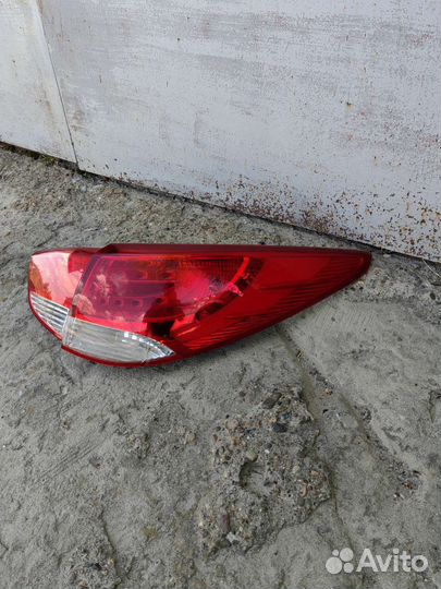 Фонарь задний правый Hyundai ix35