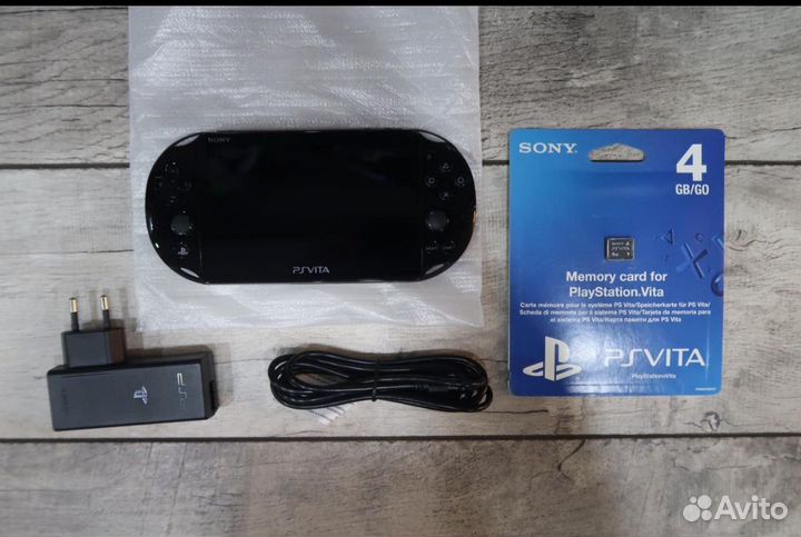 PS Vita 2000+ игр прошитая PSP vita Slim