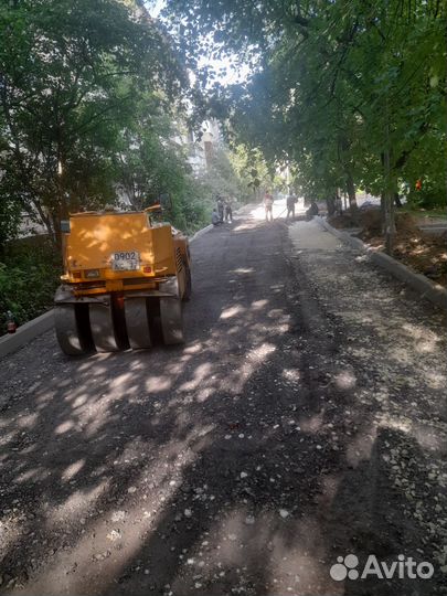 Каток асфальтовый