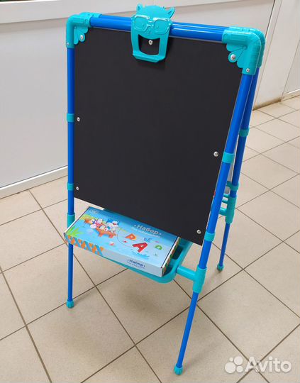 Мольберт детский двухсторонний