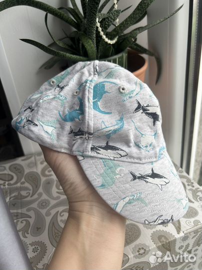Кепки H&M