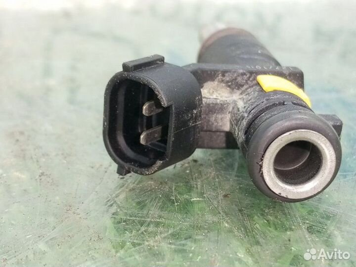 Форсунка топливная Peugeot 207 5FS (5F01)