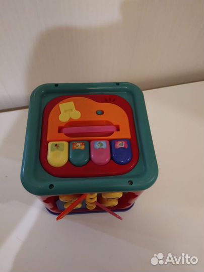 Развивающий музыкальный кубик