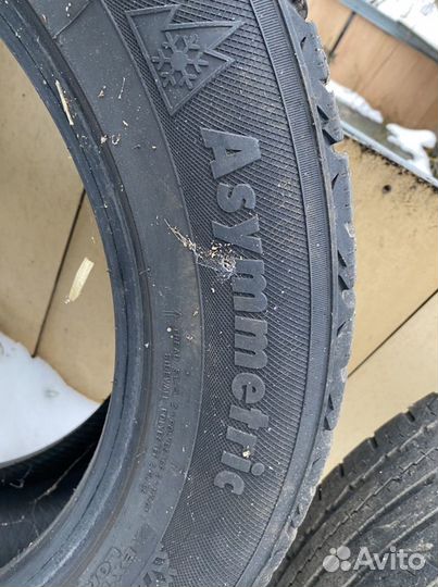 Kumho I'Zen RV Asymmetric 255/55 R18