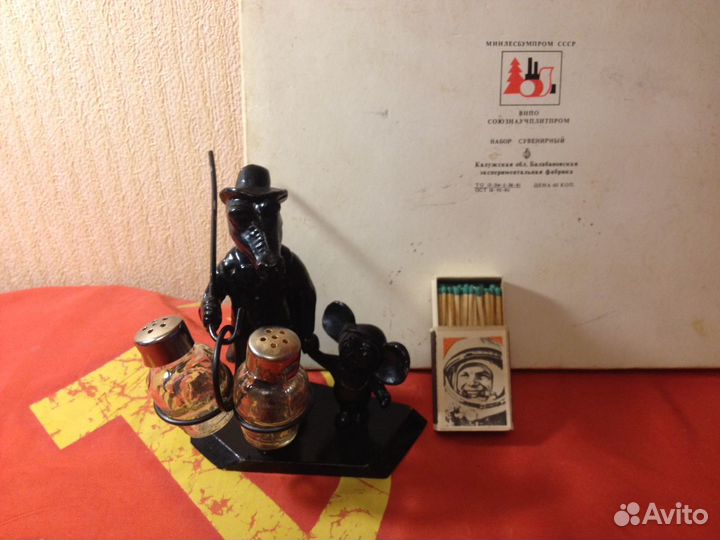 Статуэтка. Спички. Хрусталь