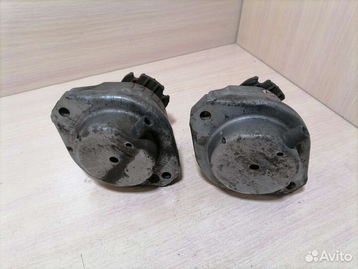 Подушка двигателя/кпп BMW E60/61