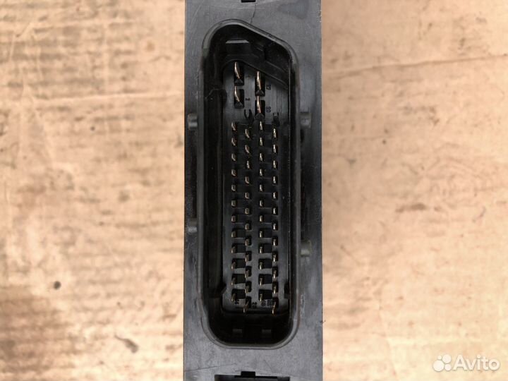 Блок управления коробкой Фольксваген пассат Б6 пас