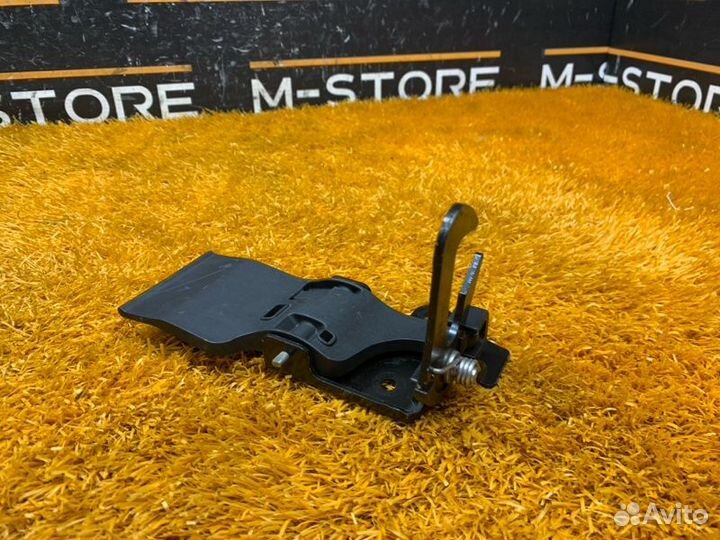 Замок капота Audi A8 4H/D4 cdra 2010