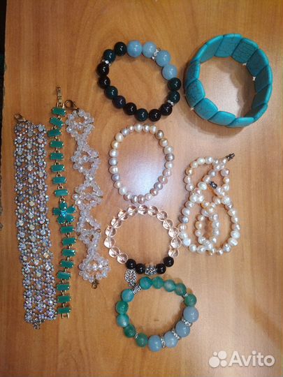 Браслет из камней