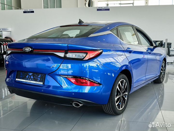JAC J7 1.5 CVT, 2023