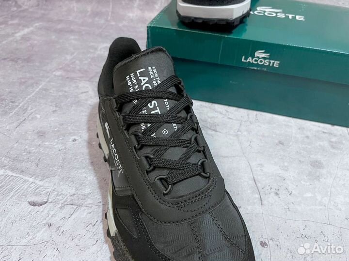 Кроссовки Lacoste осенние