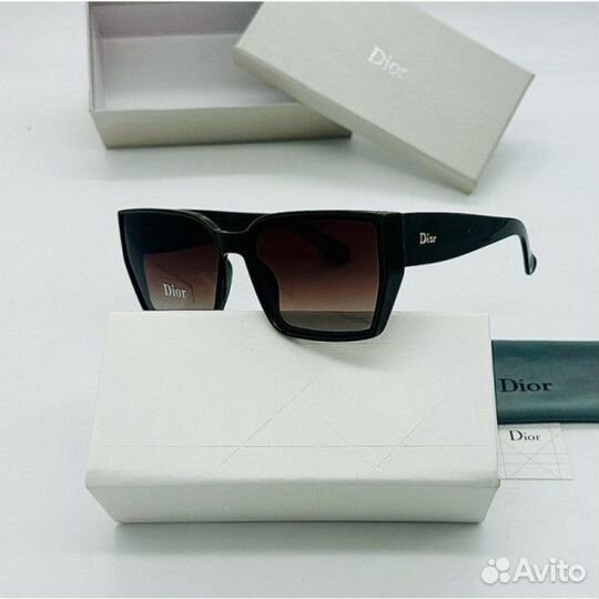 Очки Dior солнцезащитные женские