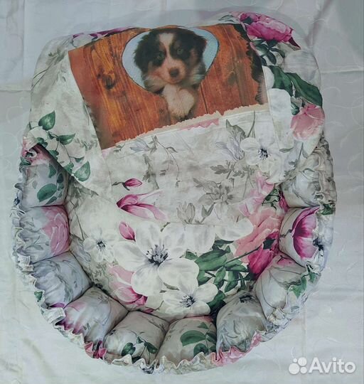 Лежаки для собак и кошек