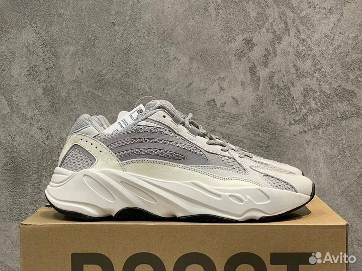 Кроссовки Adidas Yeezy Boost 700 v2 Static