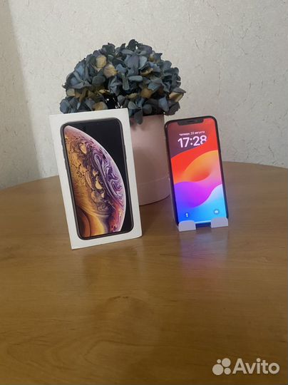 iPhone Xs, 256 ГБ