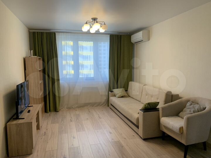 3-к. квартира, 90 м², 8/25 эт.
